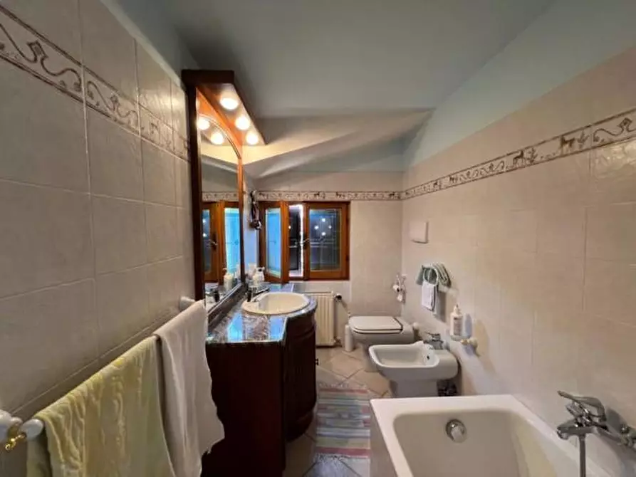 Immagine 75 di Villa in vendita  a Cogorno