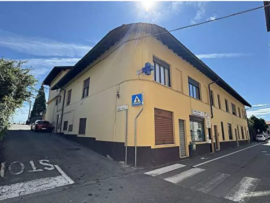 Immagine 1 di Appartamento in vendita  a Arsago Seprio