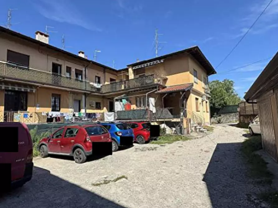 Immagine 3 di Appartamento in vendita  a Arsago Seprio