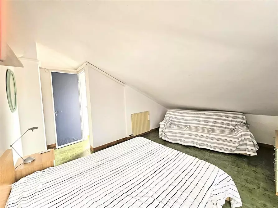 Immagine 16 di Appartamento in vendita  a Massa