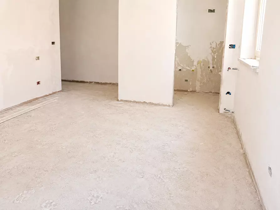Immagine 10 di Terratetto in vendita  a Cascina