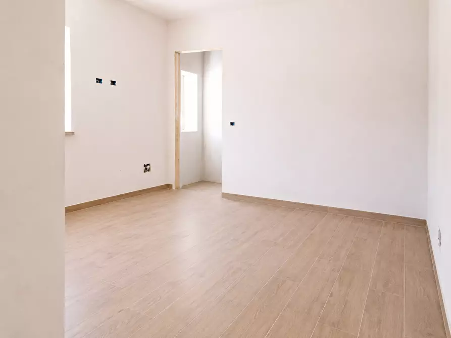 Immagine 14 di Terratetto in vendita  a Cascina