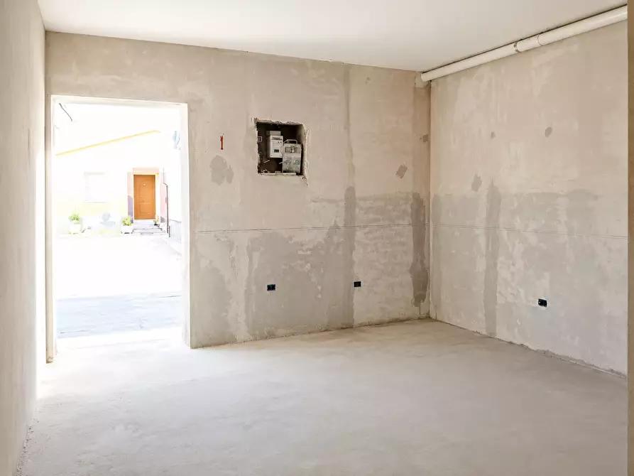 Immagine 10 di Appartamento in vendita  a Cascina