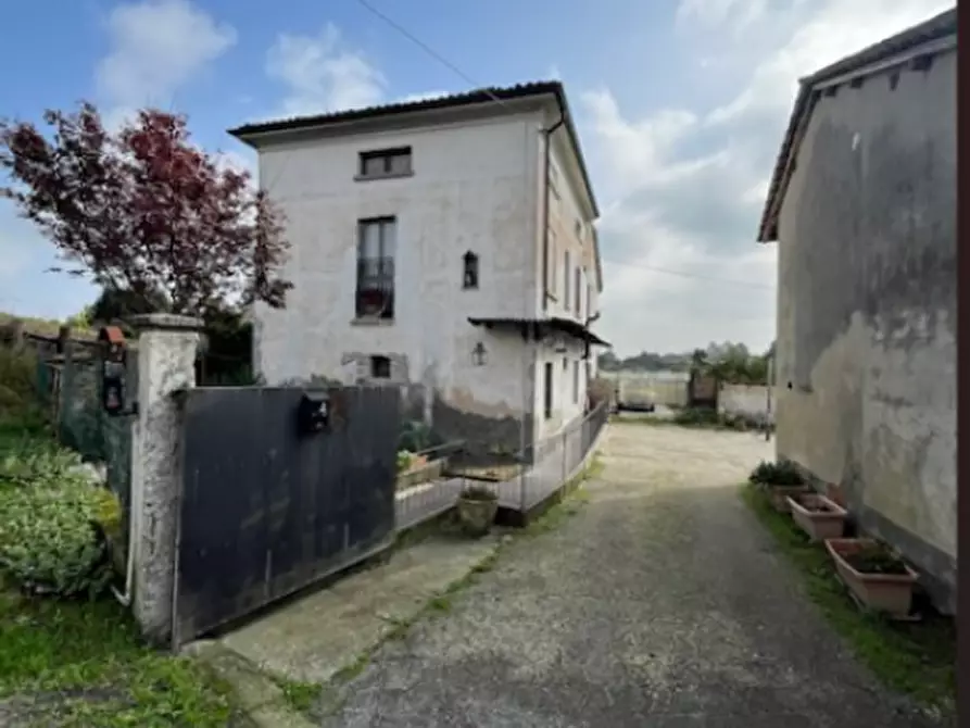 Immagine 2 di Casa indipendente in vendita  a Corana