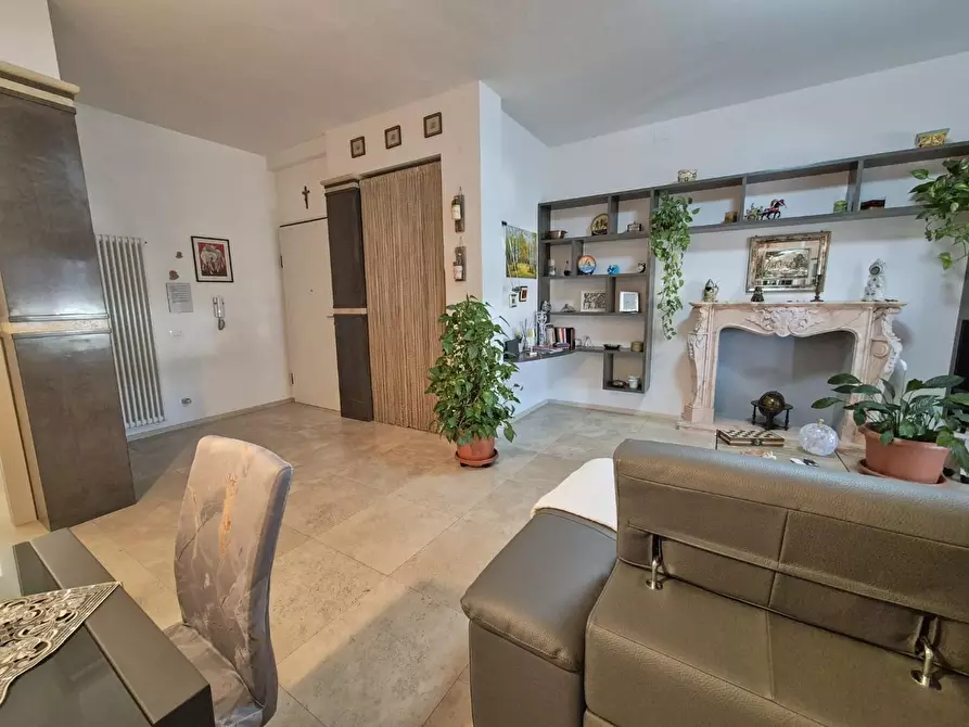 Immagine 29 di Appartamento in vendita  a Carrara