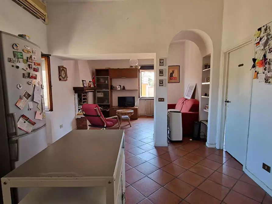 Immagine 4 di Appartamento in vendita  a Pisa
