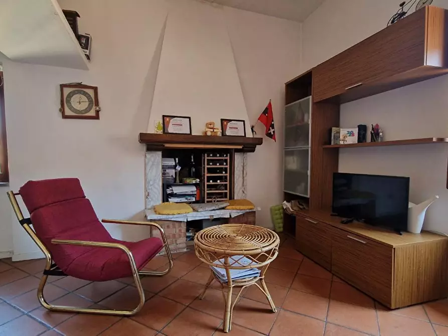Immagine 17 di Appartamento in vendita  a Pisa