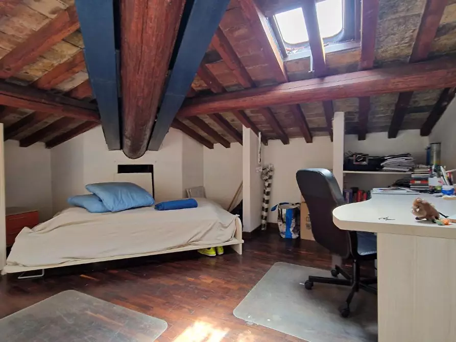 Immagine 35 di Appartamento in vendita  a Pisa