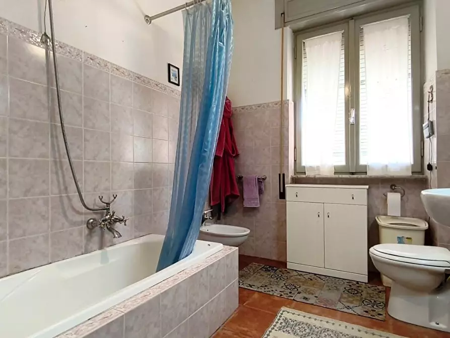 Immagine 15 di Mansarda in vendita  a Carrara