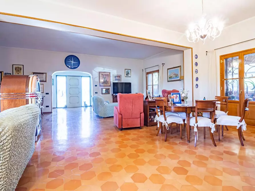 Immagine 7 di Villa in vendita  a Portoferraio