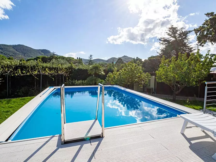 Immagine 26 di Villa in vendita  a Portoferraio