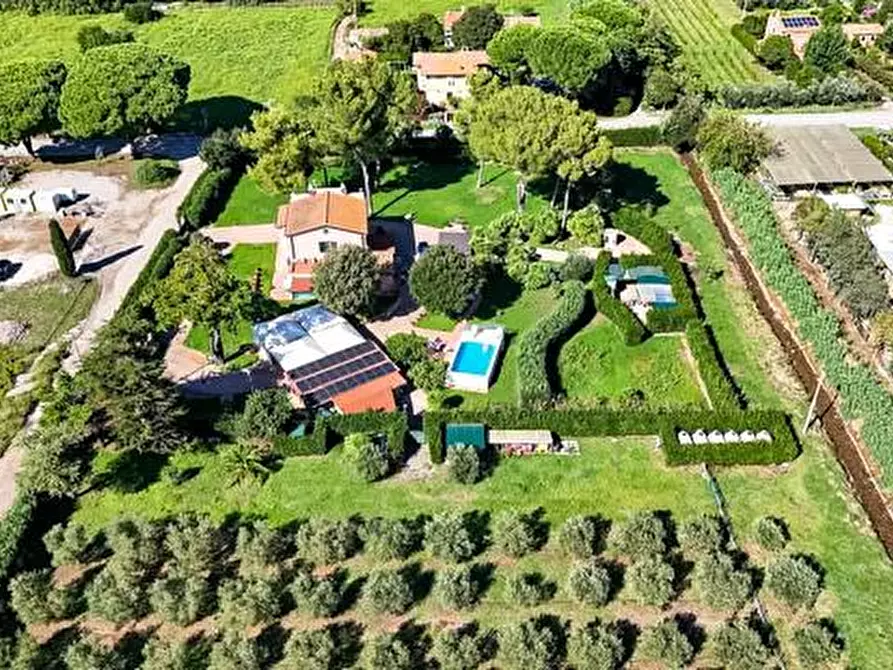 Immagine 29 di Villa in vendita  a Portoferraio