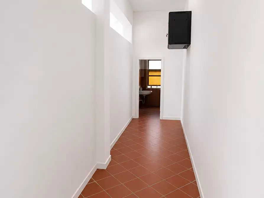 Immagine 7 di Negozio in vendita  a Venezia