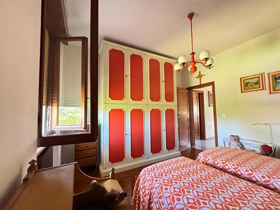 Immagine 14 di Villa in vendita  a Pisa