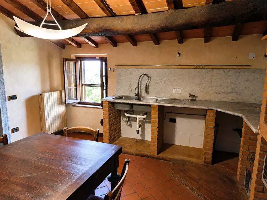 Immagine 13 di Rustico / casale in vendita  a Terricciola