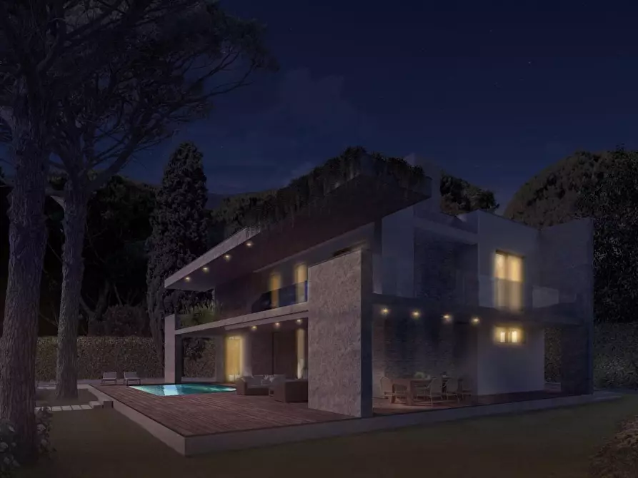 Immagine 4 di Villa in vendita  a Forte Dei Marmi