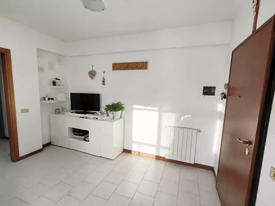 Immagine 1 di Appartamento in vendita  a Pisa