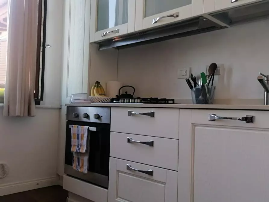 Immagine 13 di Appartamento in vendita  a Pisa