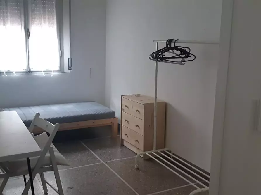 Immagine 1 di Appartamento in affitto  a Pisa