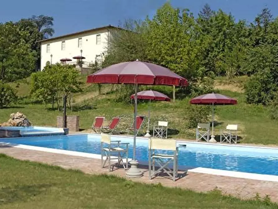 Immagine 9 di Villa in vendita  a San Miniato