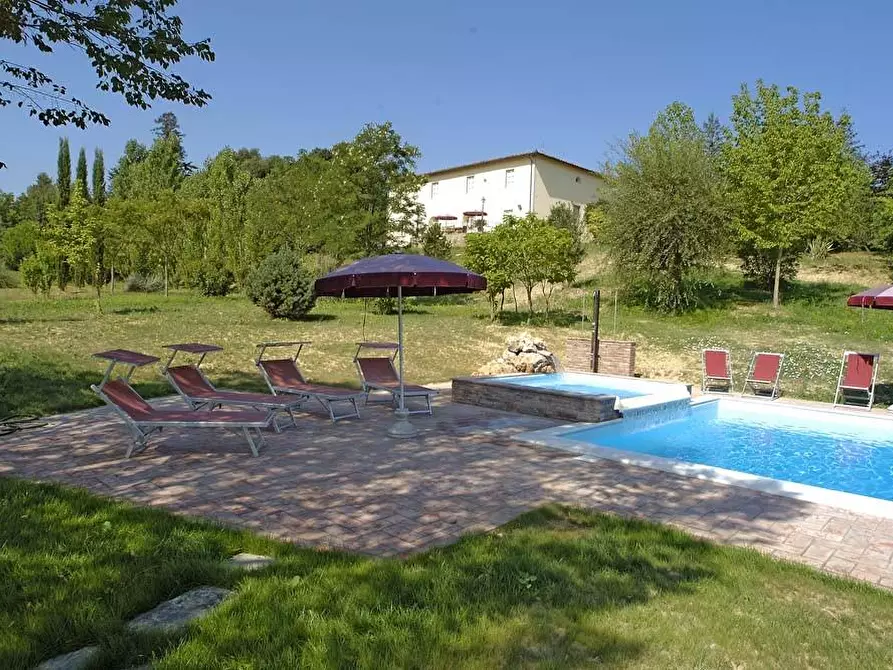 Immagine 3 di Villa in vendita  a San Miniato
