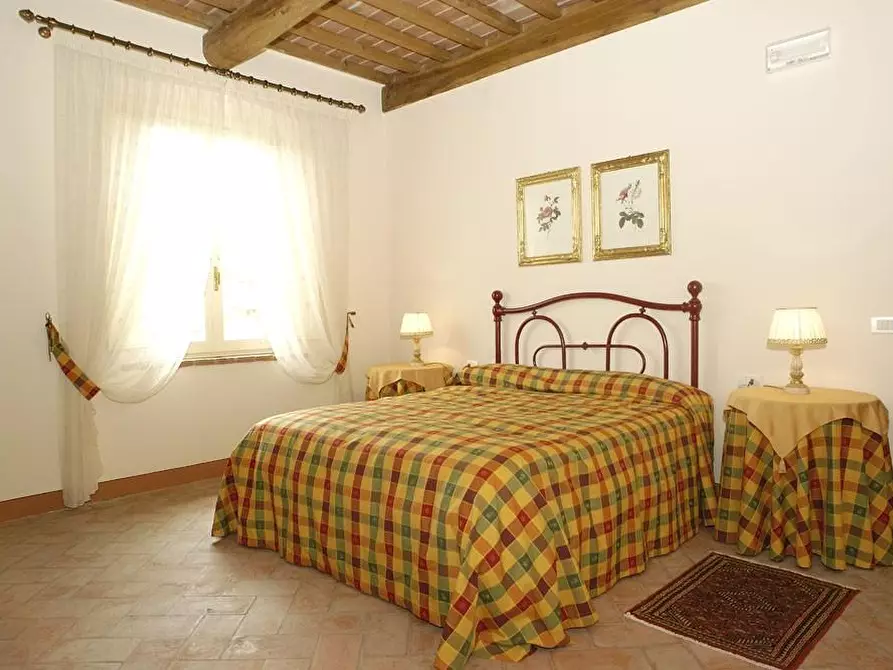 Immagine 17 di Villa in vendita  a San Miniato