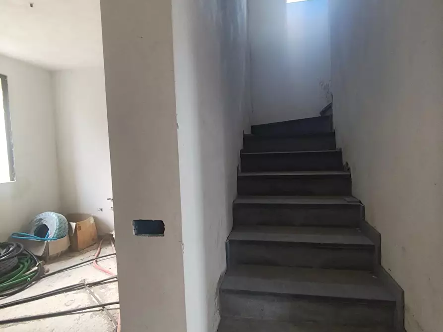 Immagine 8 di Villa in vendita  a Lucca