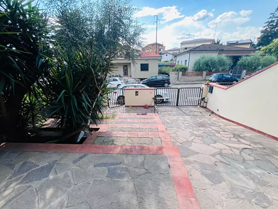 Immagine 24 di Villetta a schiera in vendita  a Montecatini Terme