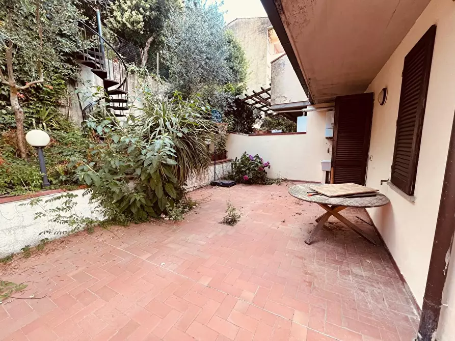 Immagine 2 di Villetta a schiera in vendita  a Montecatini Terme