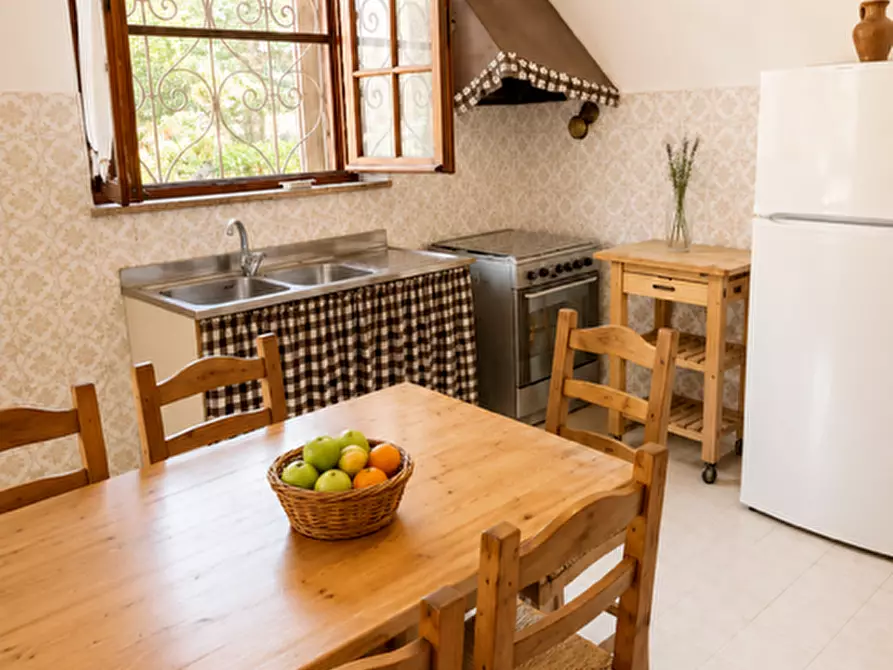 Immagine 8 di Villa in vendita  a San Giuliano Terme