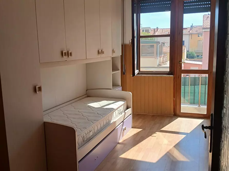 Immagine 12 di Appartamento in affitto  a Pisa