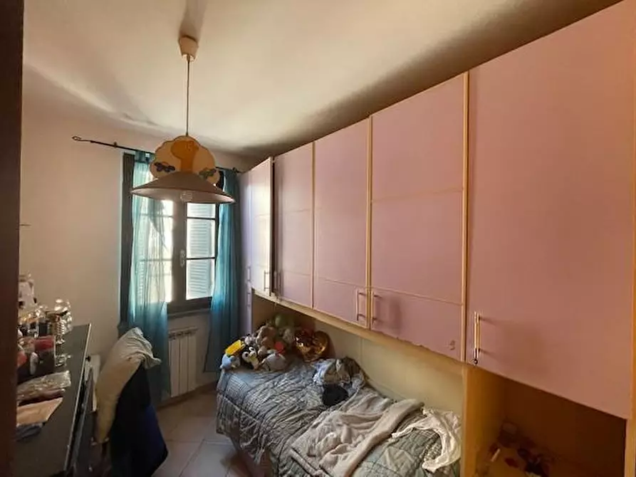 Immagine 5 di Villa in vendita  a Vecchiano