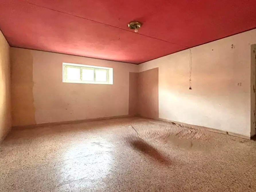 Immagine 20 di Casa bifamiliare in vendita  a Lucca