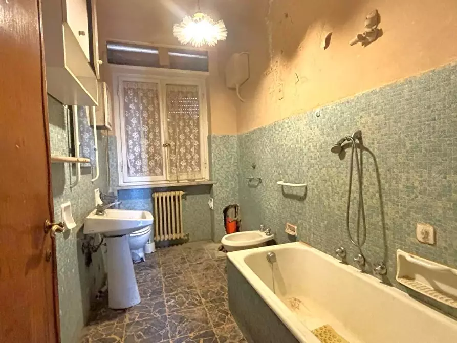 Immagine 14 di Casa bifamiliare in vendita  a Lucca