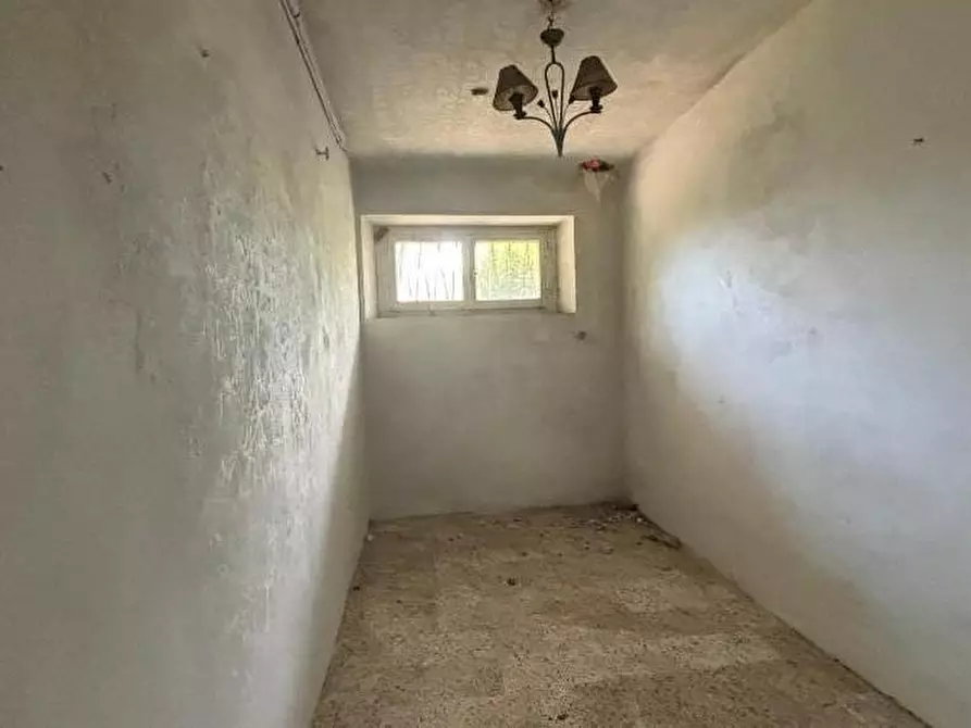 Immagine 22 di Casa bifamiliare in vendita  a Lucca