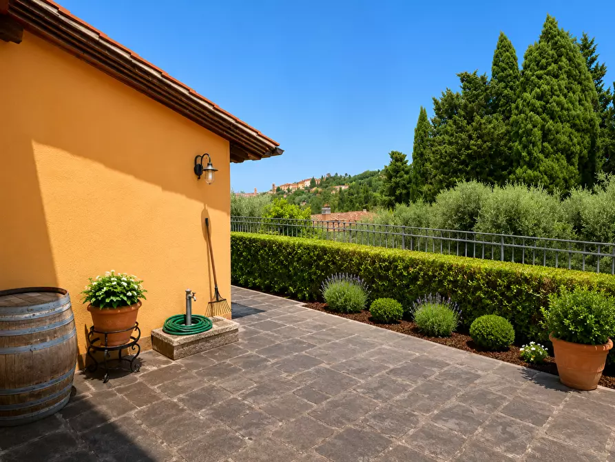 Immagine 3 di Rustico / casale in vendita  a Montopoli In Val D'arno