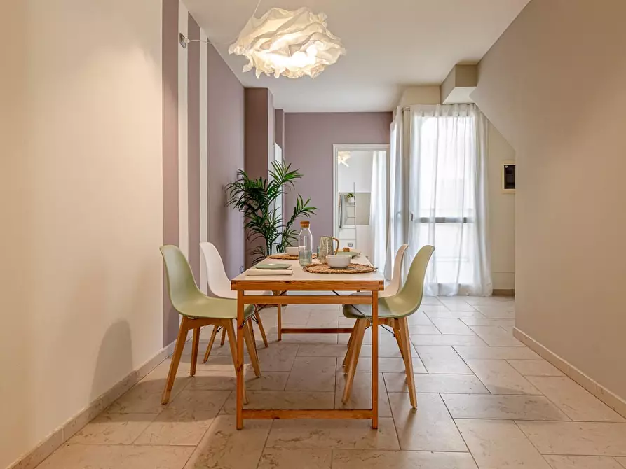 Immagine 9 di Appartamento in vendita  a Viareggio