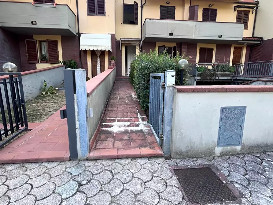 Immagine 2 di Villetta a schiera in vendita  a Montecatini Terme