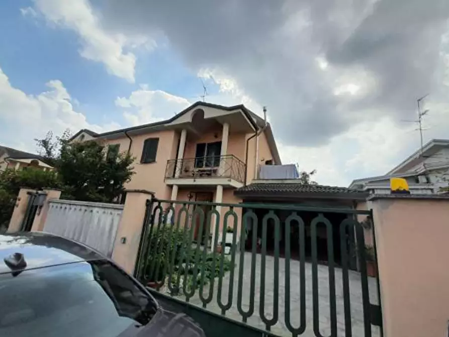 Immagine 1 di Casa bifamiliare in vendita  a Mortara