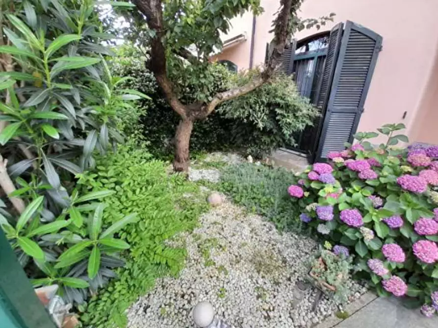 Immagine 3 di Casa bifamiliare in vendita  a Mortara