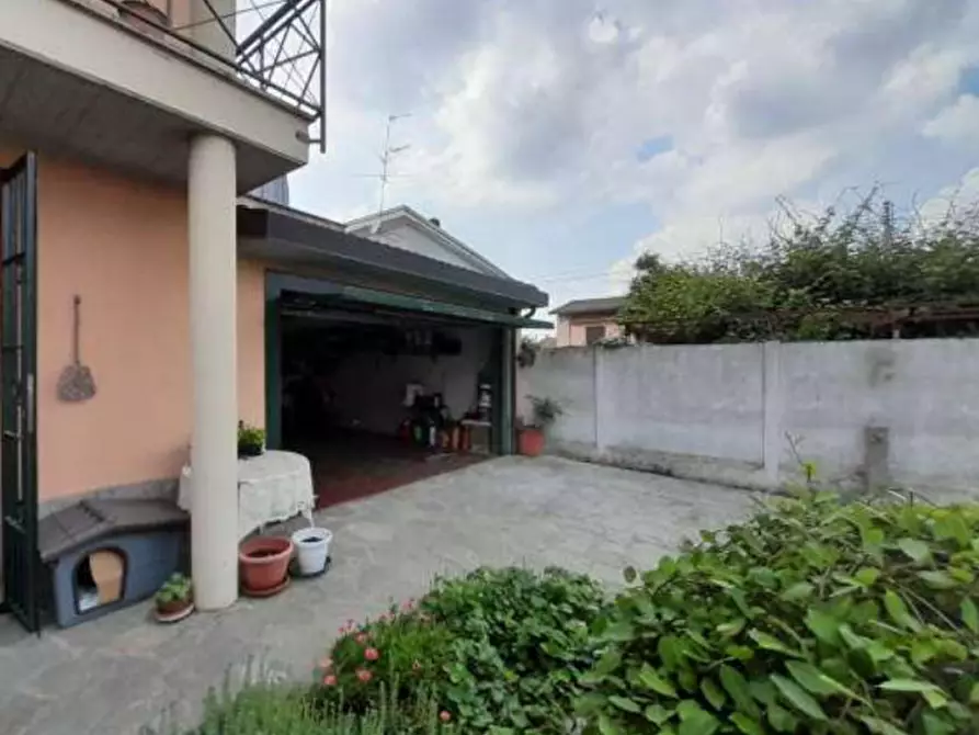 Immagine 4 di Casa bifamiliare in vendita  a Mortara