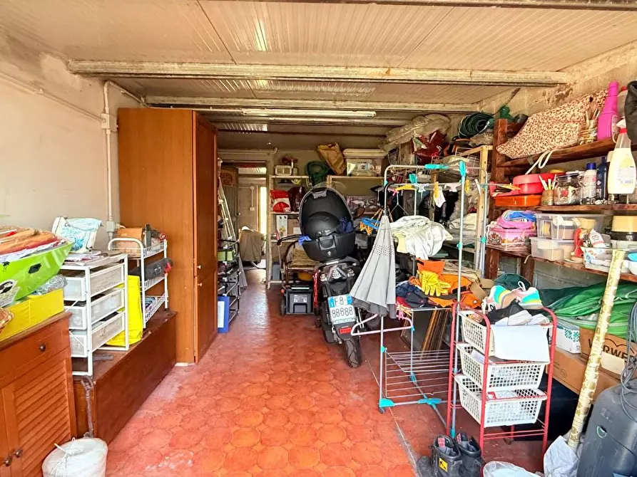 Immagine 19 di Villa in vendita  a Chiesina Uzzanese