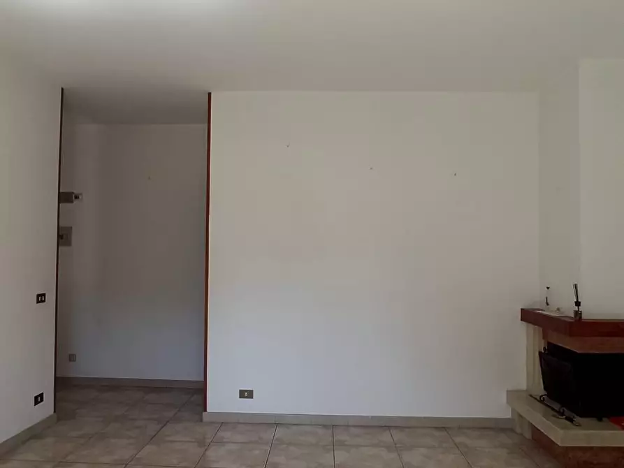 Immagine 13 di Casa bifamiliare in vendita  a Lucca