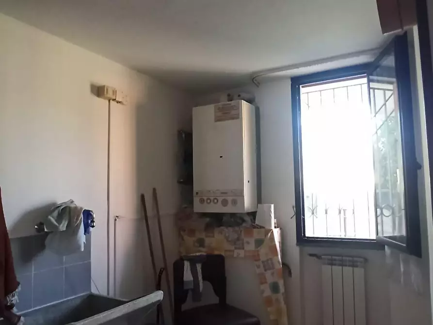 Immagine 29 di Casa bifamiliare in vendita  a Lucca