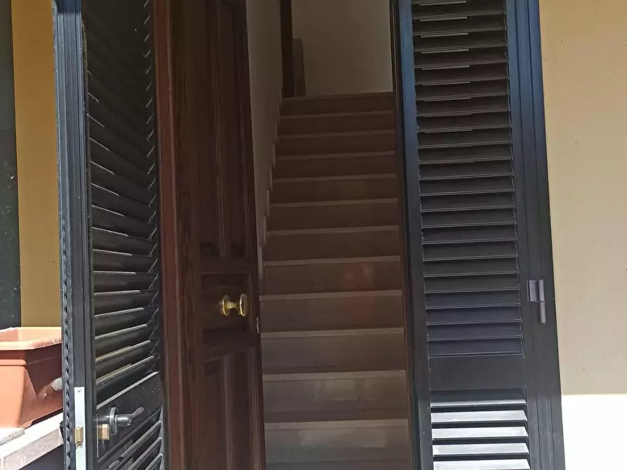 Immagine 6 di Casa bifamiliare in vendita  a Lucca