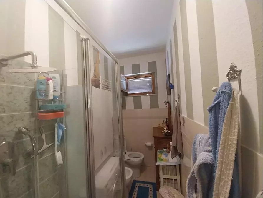 Immagine 28 di Casa semindipendente in vendita  a Ameglia