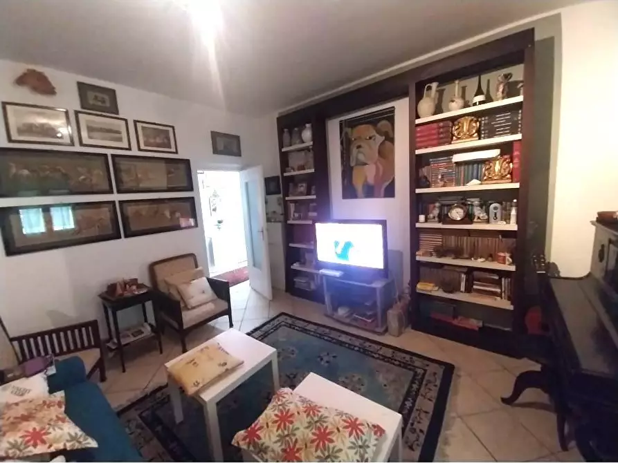 Immagine 18 di Casa semindipendente in vendita  a Ameglia