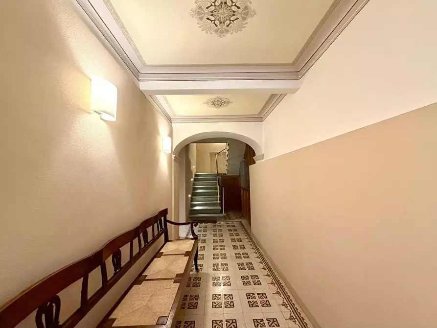 Immagine 36 di Mansarda in vendita  a Lucca