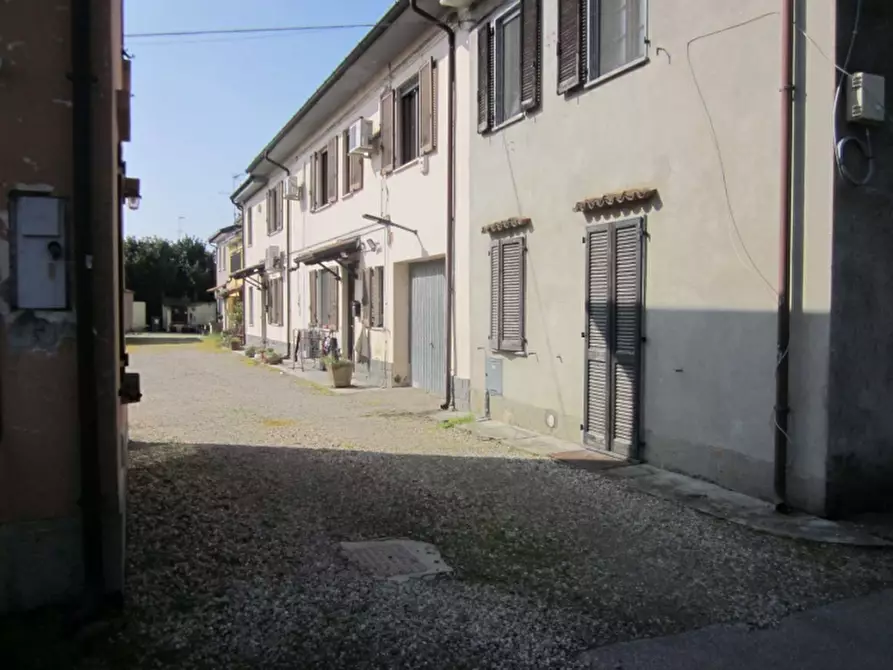 Immagine 2 di Casa semindipendente in vendita  a Pancarana