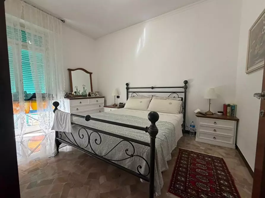 Immagine 13 di Appartamento in vendita  a Chiavari